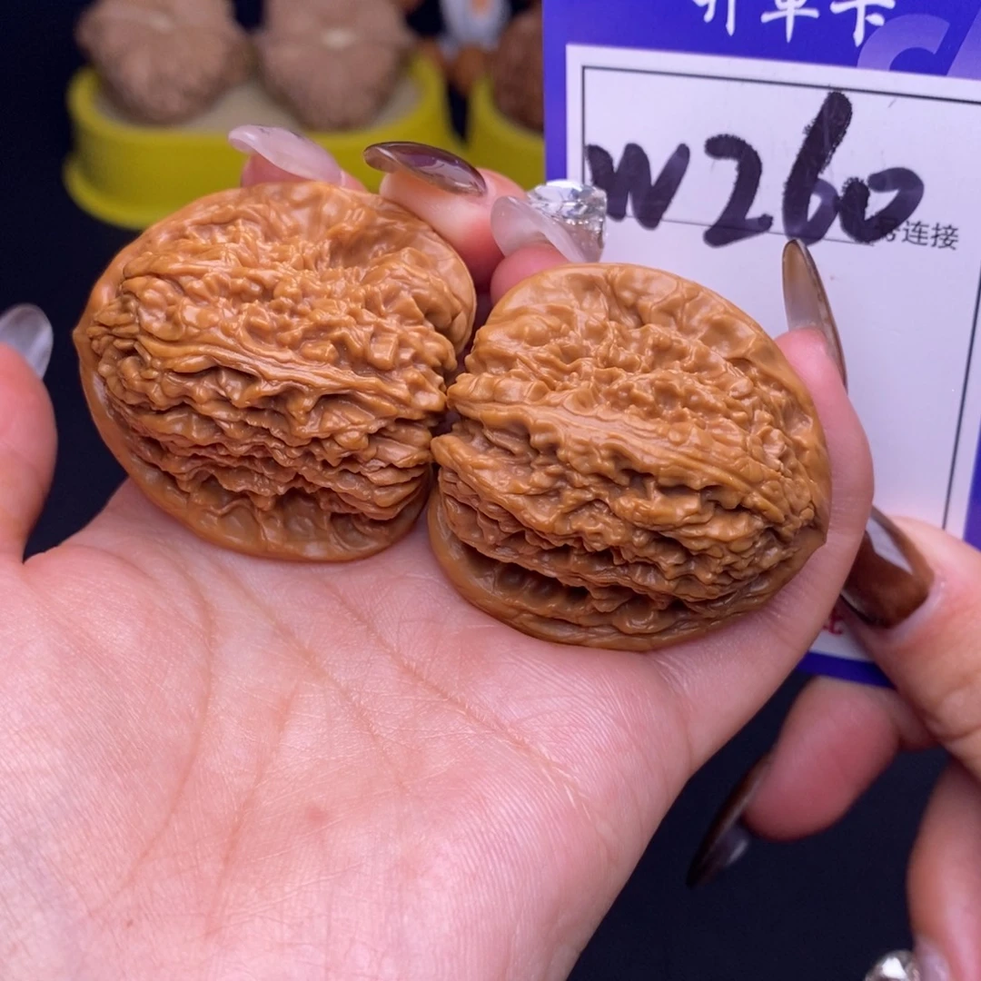 文玩核桃吊坠W260链接 三角疆38尺