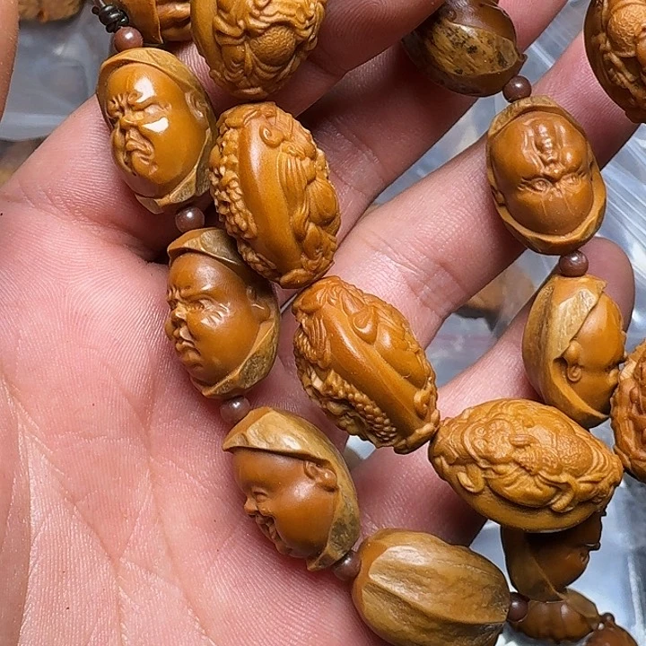 橄榄核手串你是谁