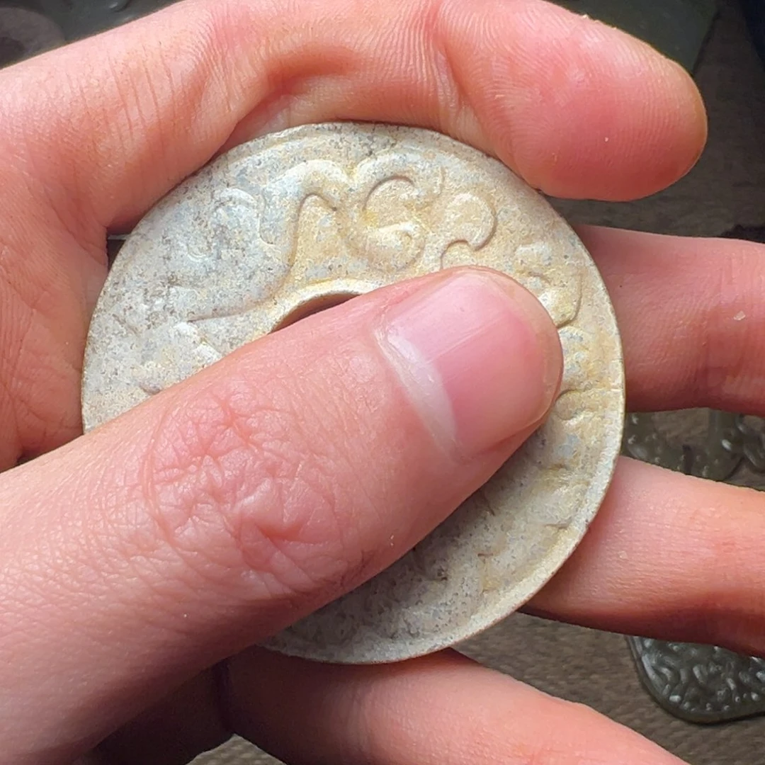 和田玉如图未镶嵌一*鸥