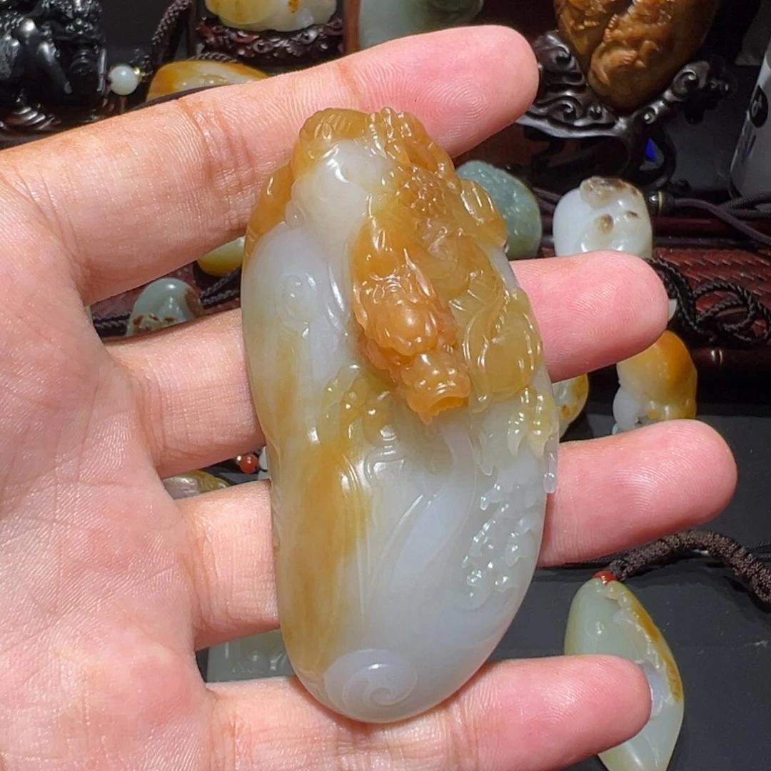 颈饰未镶嵌和田玉（子料）N***e