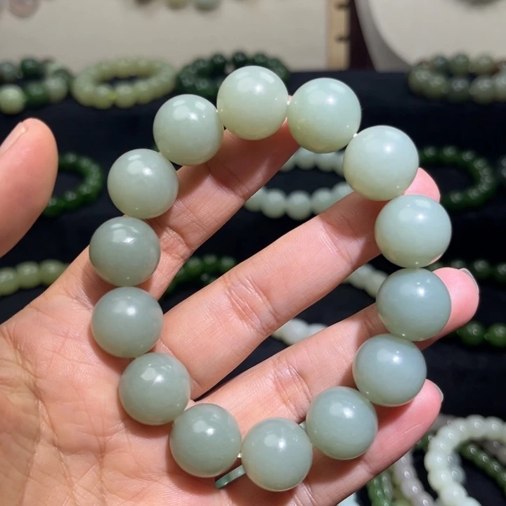 和田玉未镶嵌手链卡16