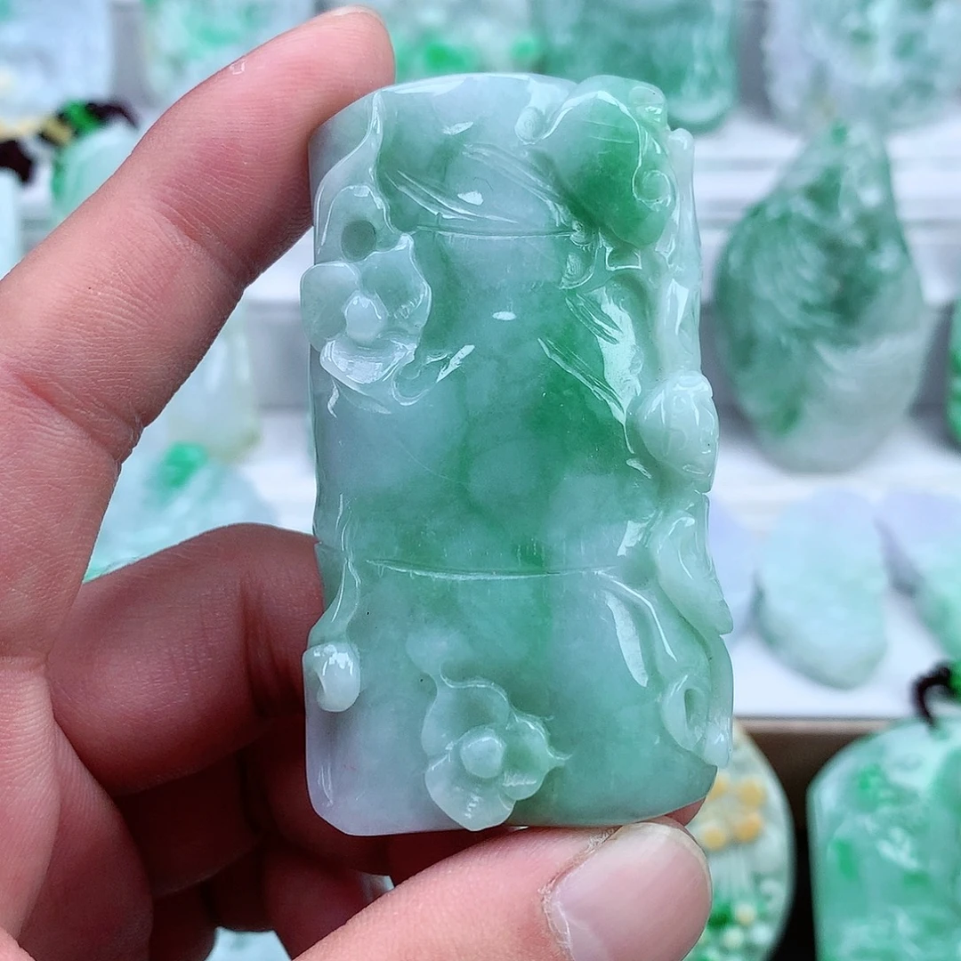 翡翠未镶嵌颈饰翡翠吊坠