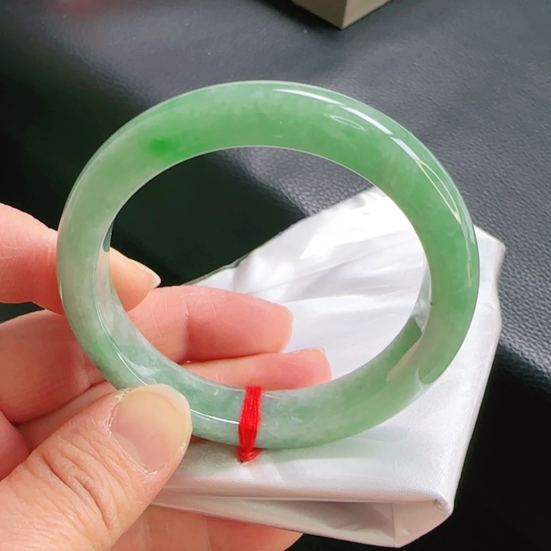 翡翠手镯未镶嵌53.7正圈手镯