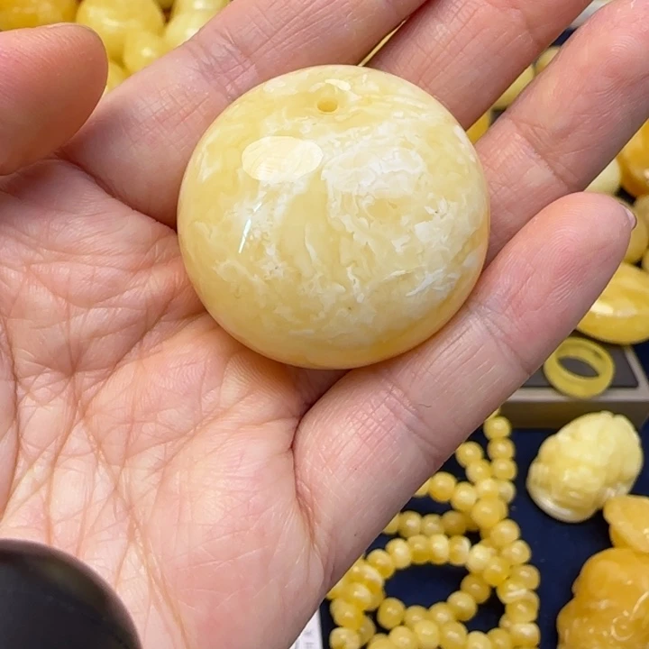 未镶嵌颈饰蜜蜡天然蜜蜡