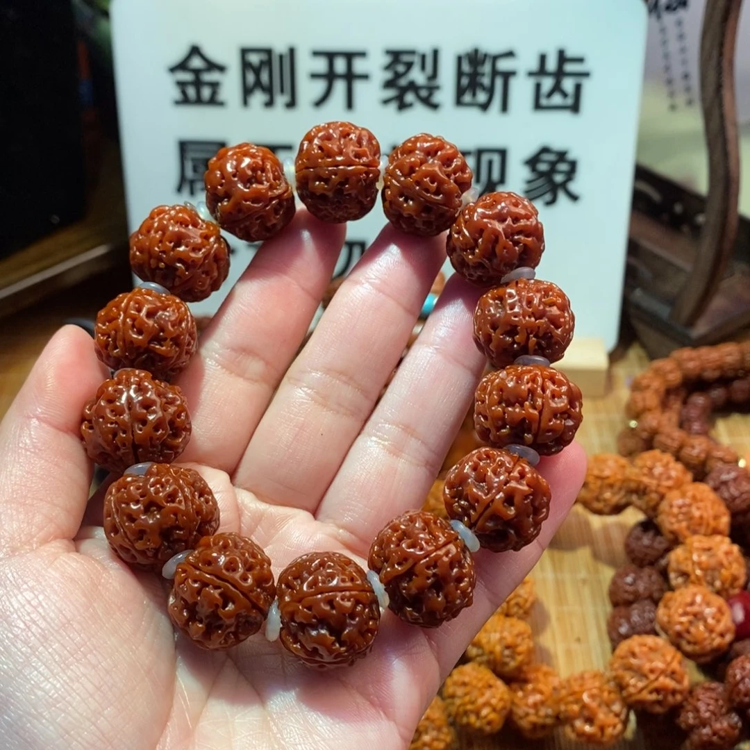 金刚菩提吊坠185瓣素肉