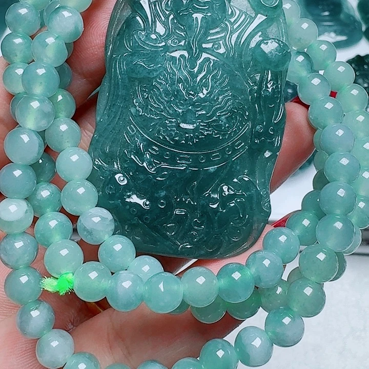 翡翠未镶嵌颈饰ttt666