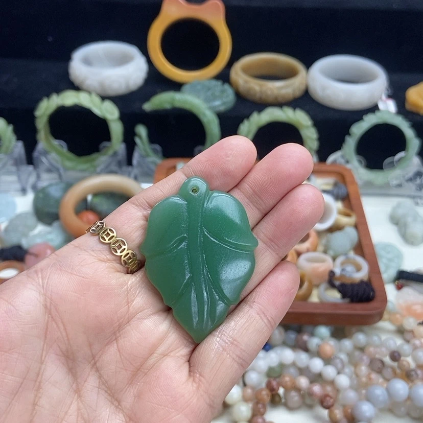 【闪购商品】石英质玉手镯54未镶嵌