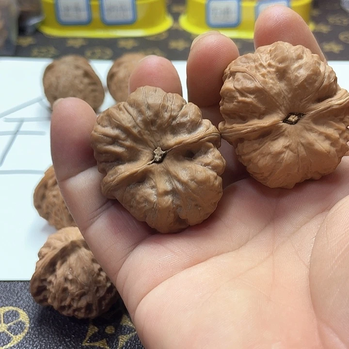 如***水吊坠文玩核桃哇哇
