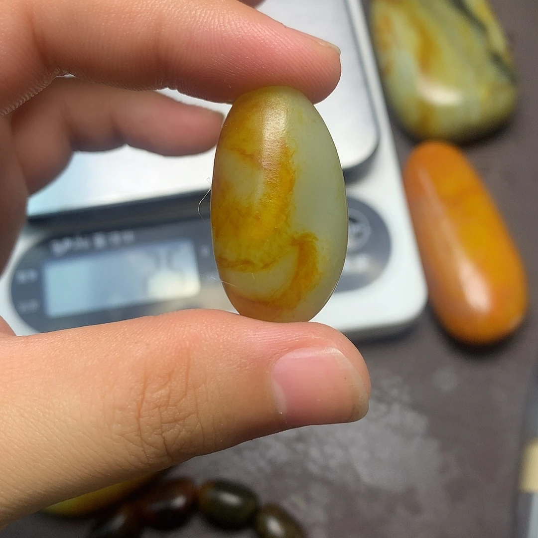 和田玉（糖玉）未镶嵌挂件