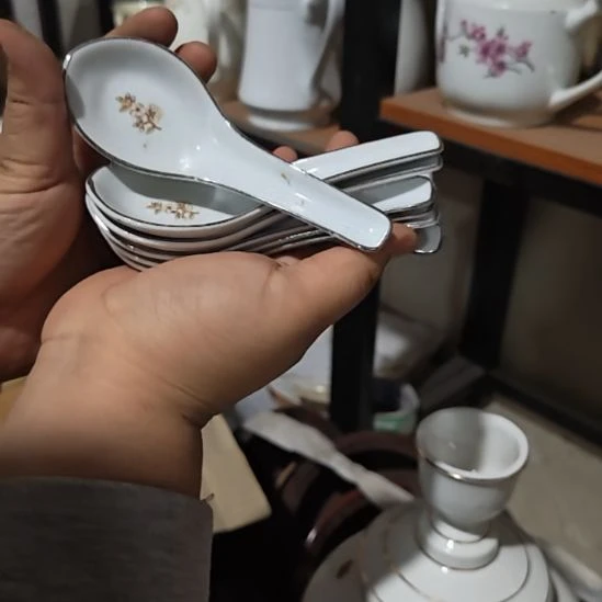 茶盏陶瓷盘子啥都有