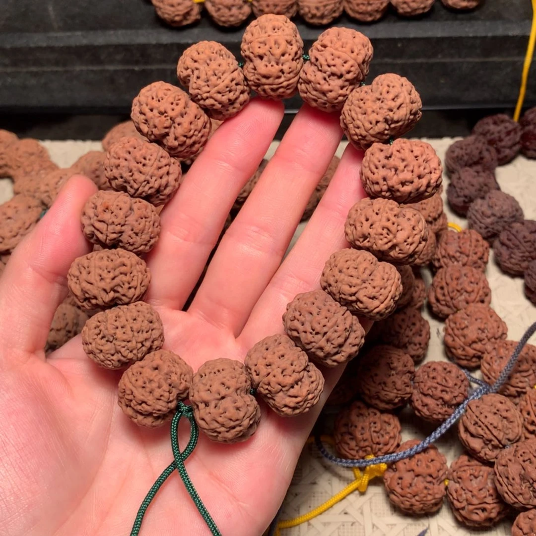 金刚菩提吊坠安娜纽扣终结者