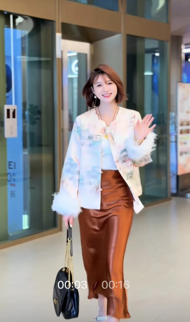 新品气质百搭外套 1311