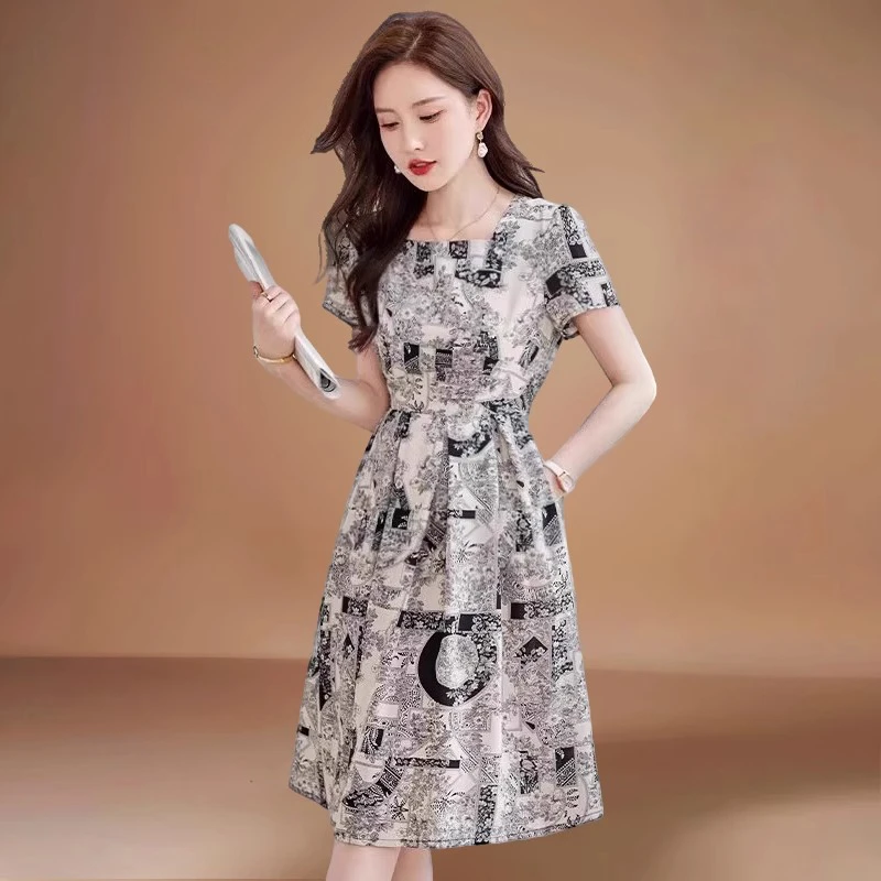 高端轻奢气质高级感广州十三行小个子时尚洋气连衣裙子女夏季妈妈