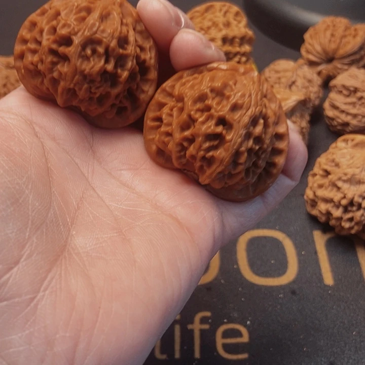 文玩核桃吊坠文玩核桃185