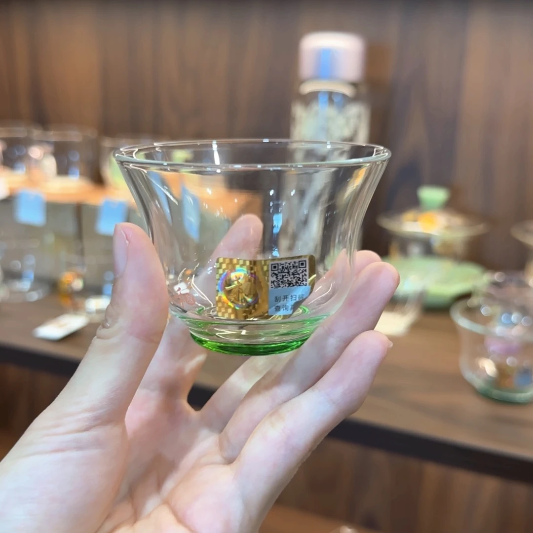 禾器清杯湖绿色。。。