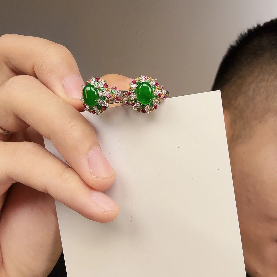 翡翠未镶嵌颈饰多样性发货只发一件