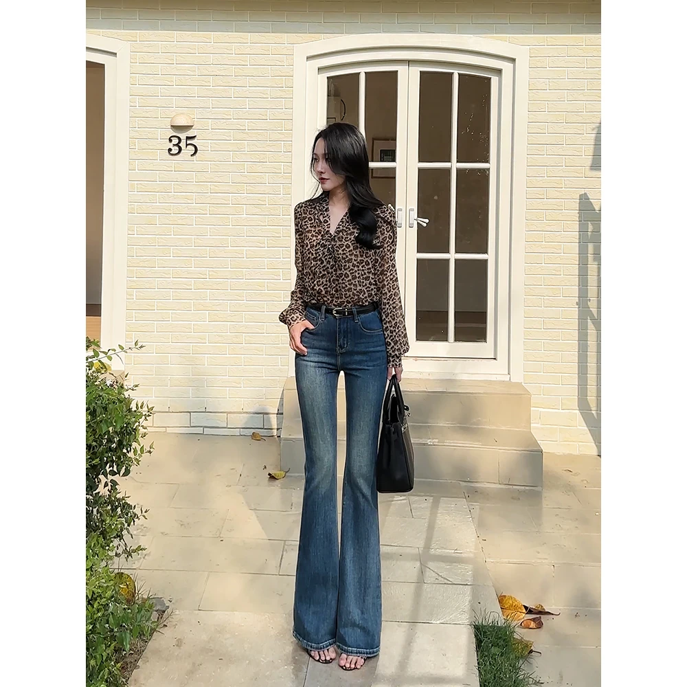 【挚爱1.0】2025夏季修身气质显瘦复古设计感中高腰微喇通勤穿搭