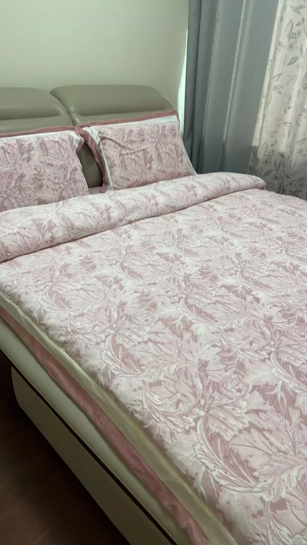 牛奶绒床笠款四件套孤品特价