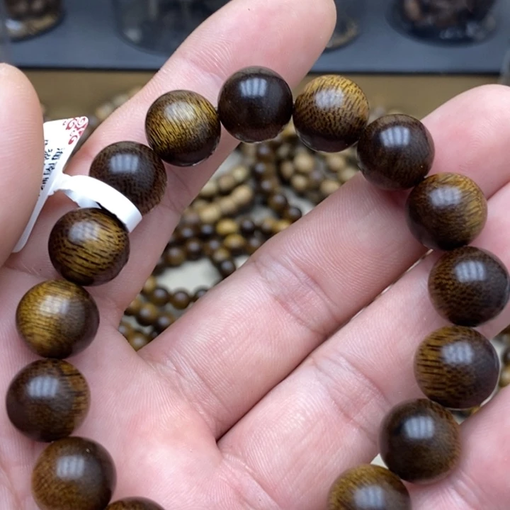 沉香沉香碎屑海南野生猫眼莺歌绿1.2