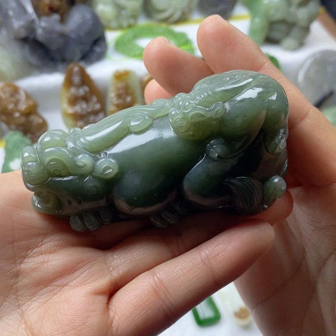 未镶嵌和田玉挂件