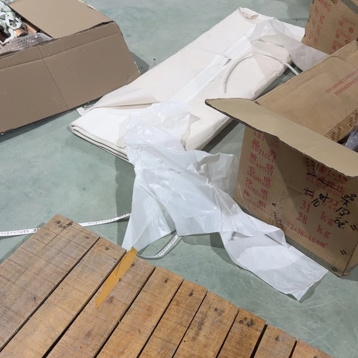 烟***G35*22镜面洒金银一份200张