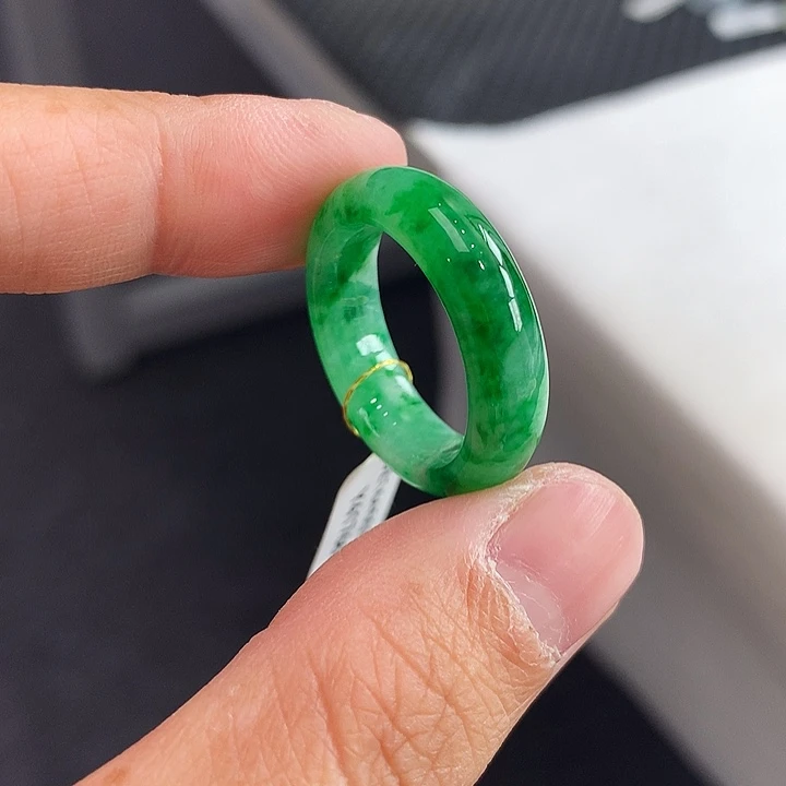 翡翠未镶嵌戒指18号