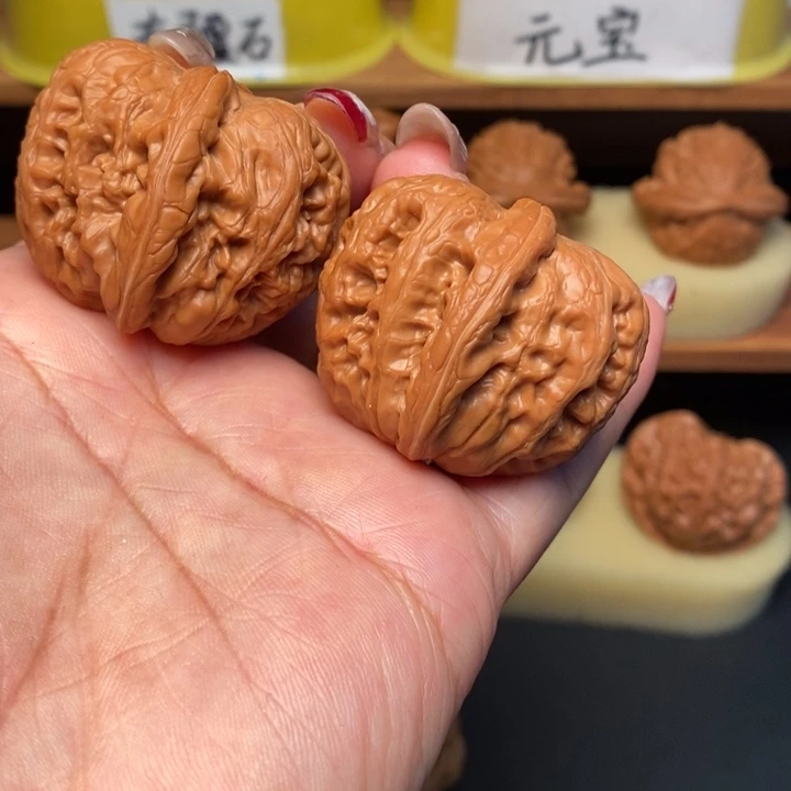 吊坠文玩核桃40元宝