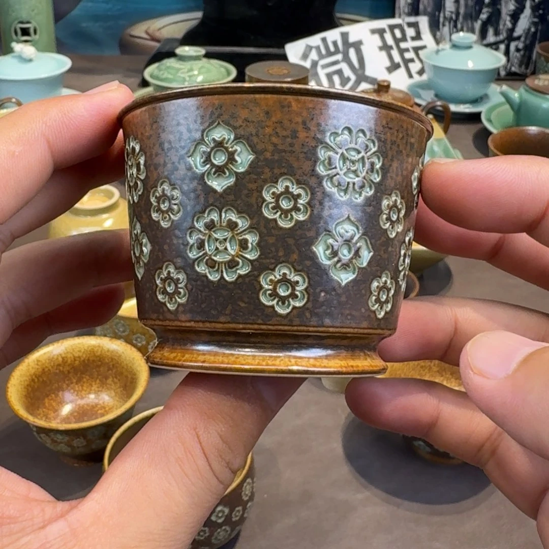 杯龙泉青瓷茶具微瑕