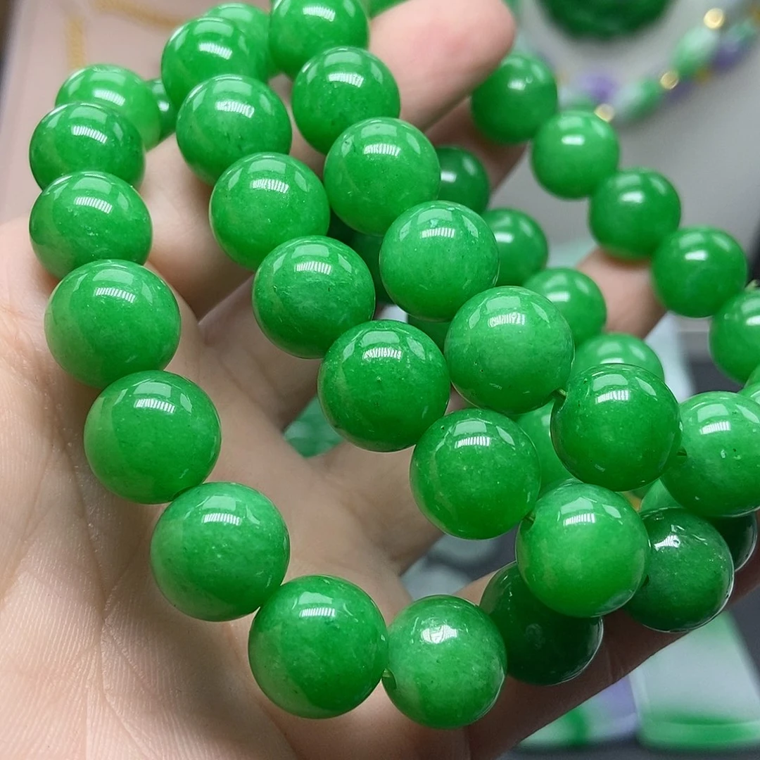 翡翠吊坠(赠链)未镶嵌