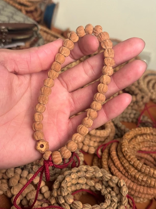 热振柏香籽红粉皮大尺寸手持