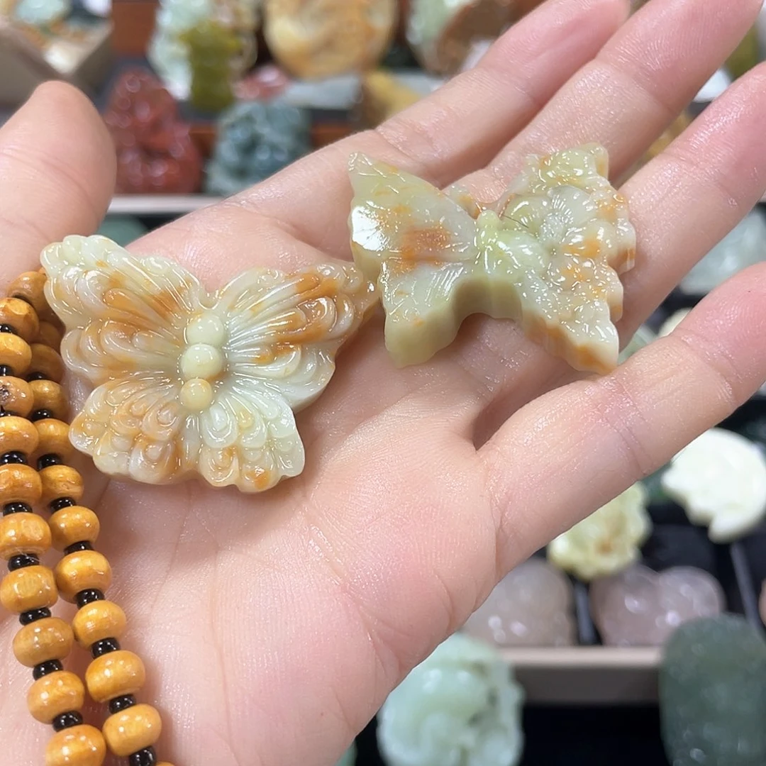 蛇纹石玉颈饰未镶嵌其*