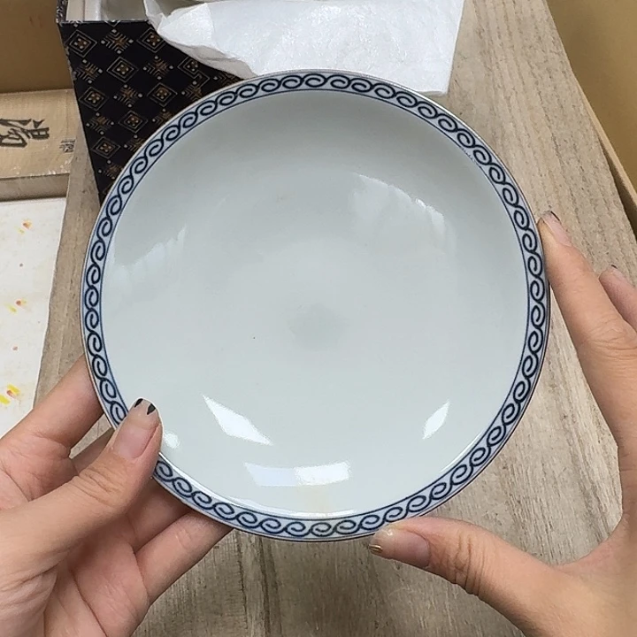 瓷片噗哈哈哈哈哈哈哈哈哈哈哈