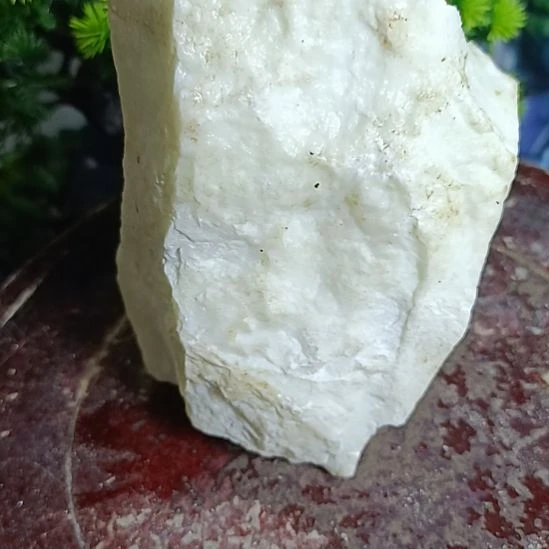 蛇纹石玉未镶嵌珠宝奇石