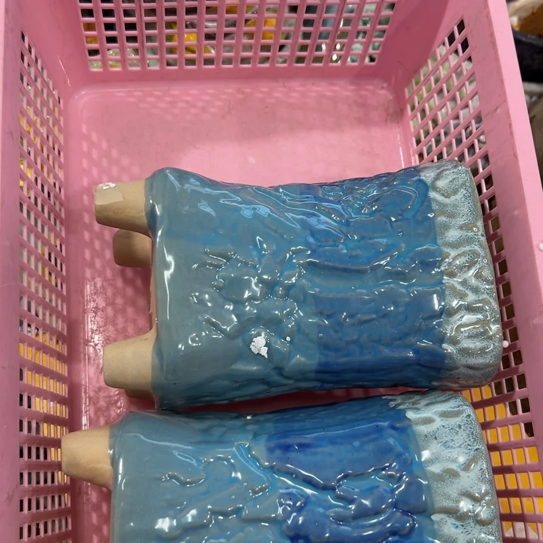 2012瑕疵花盆拍满20元发货，退款的拉黑