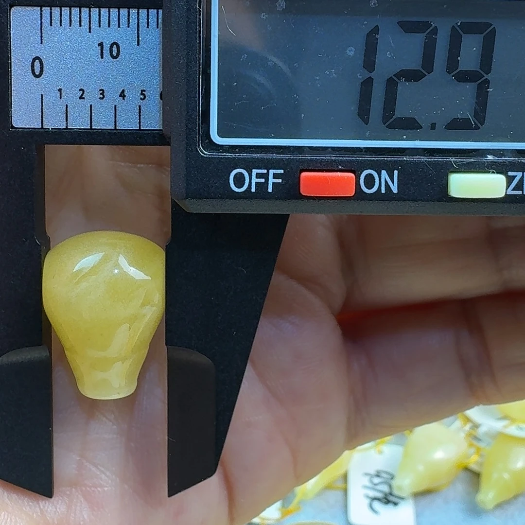 蜜蜡未镶嵌裸石17杂