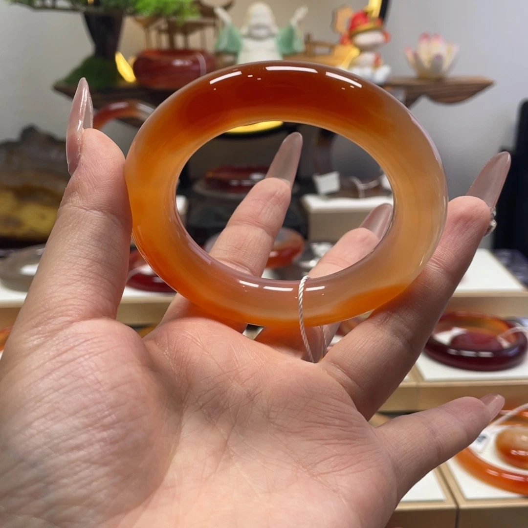 玛瑙/玉髓未镶嵌手镯