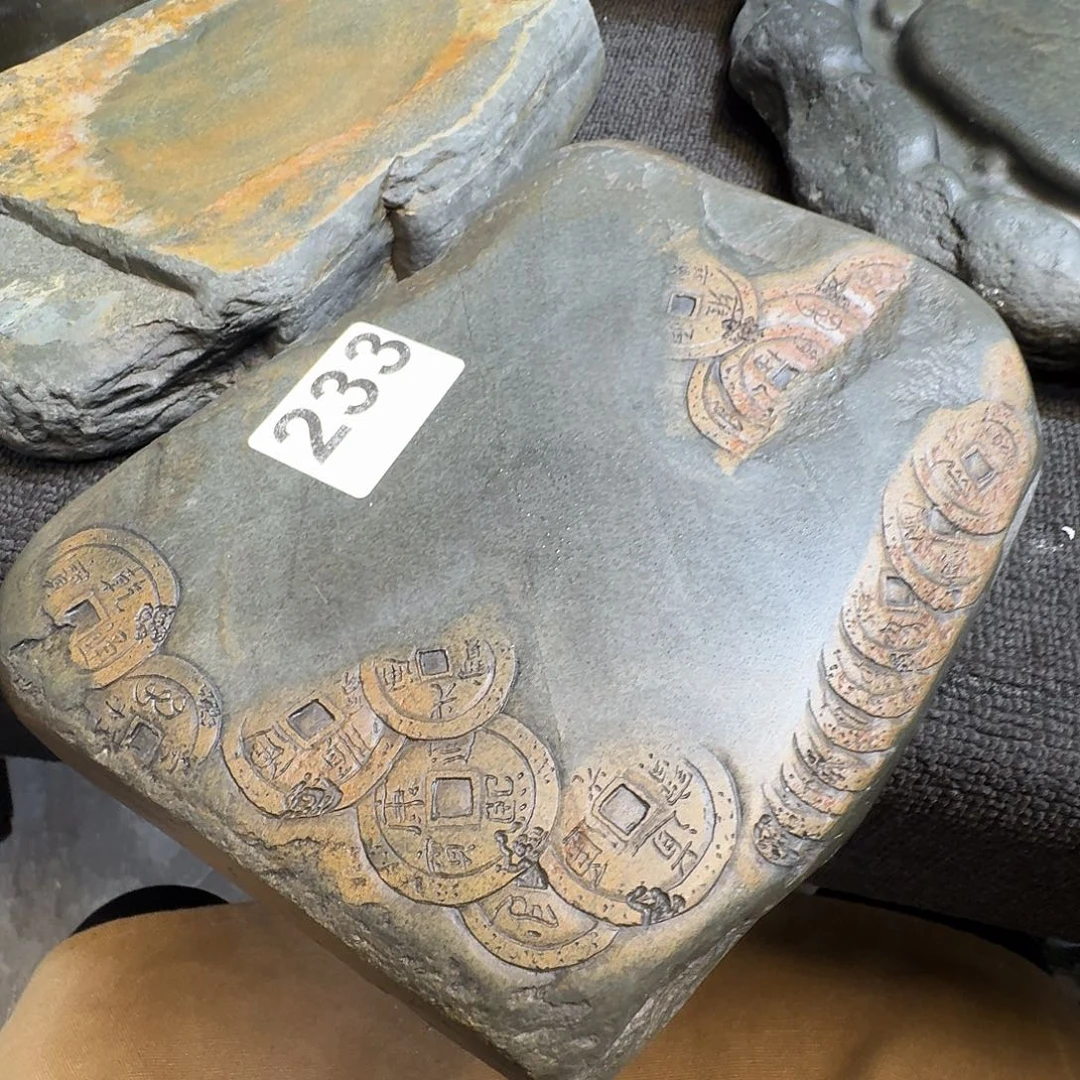 鹏***。歙砚石刻壶承壶承