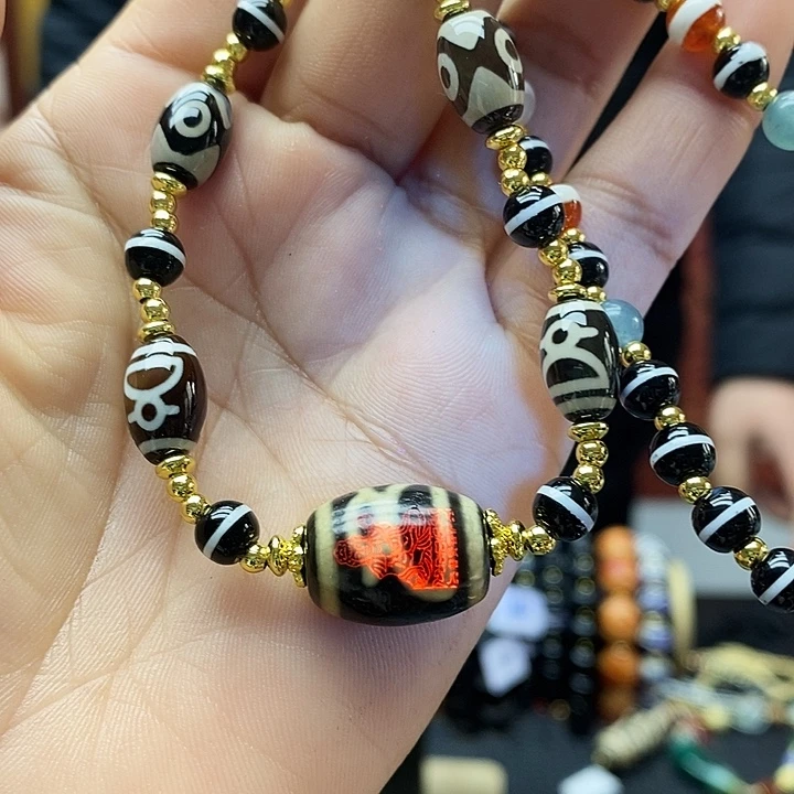 玛瑙/玉髓合金颈饰