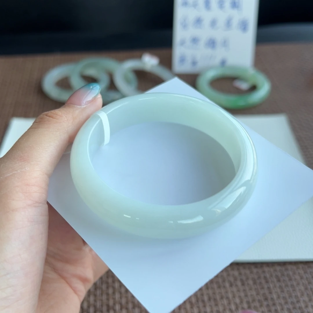 翡翠未镶嵌手镯40号 57.6