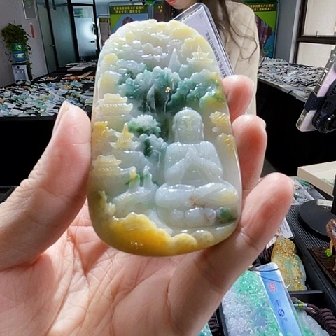 翡翠未镶嵌颈饰翡翠