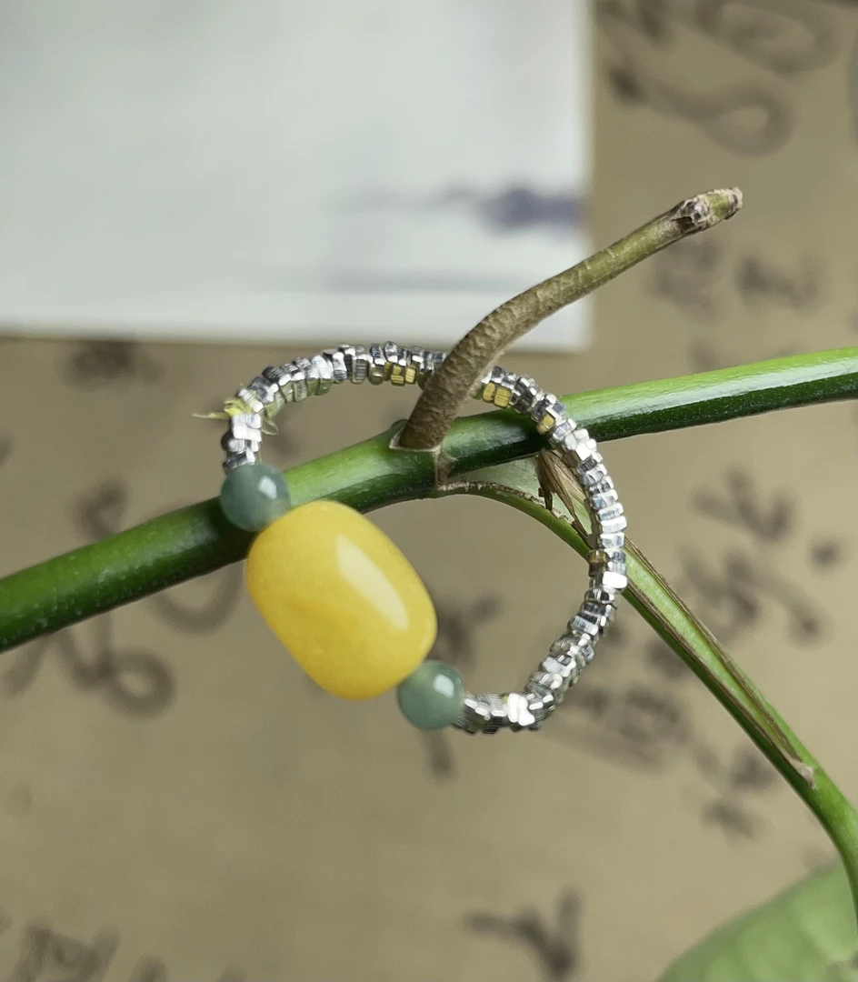 1003琥珀蜜蜡枣珠戒指