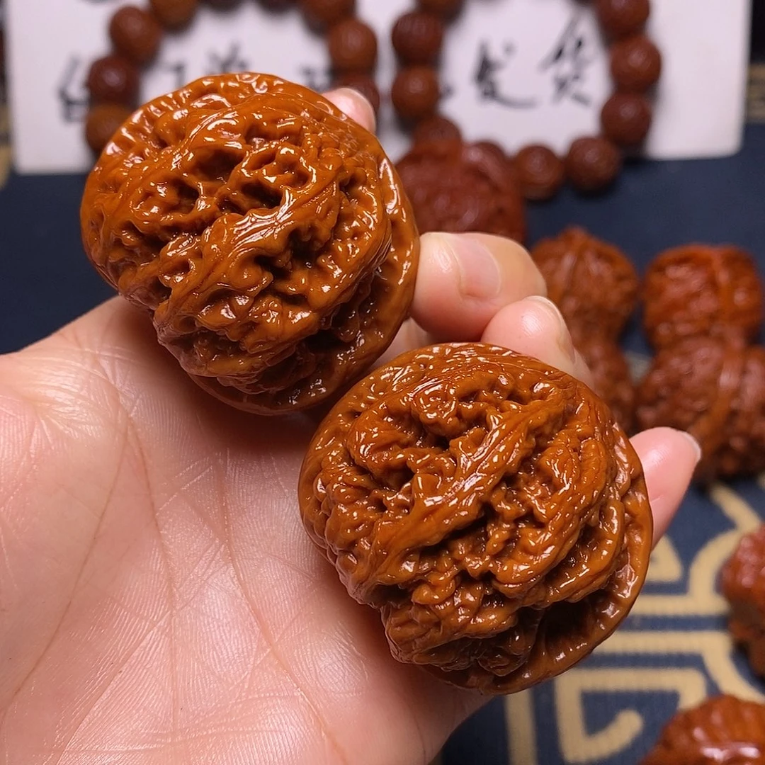 喜***笑文玩核桃吊坠43粗筋