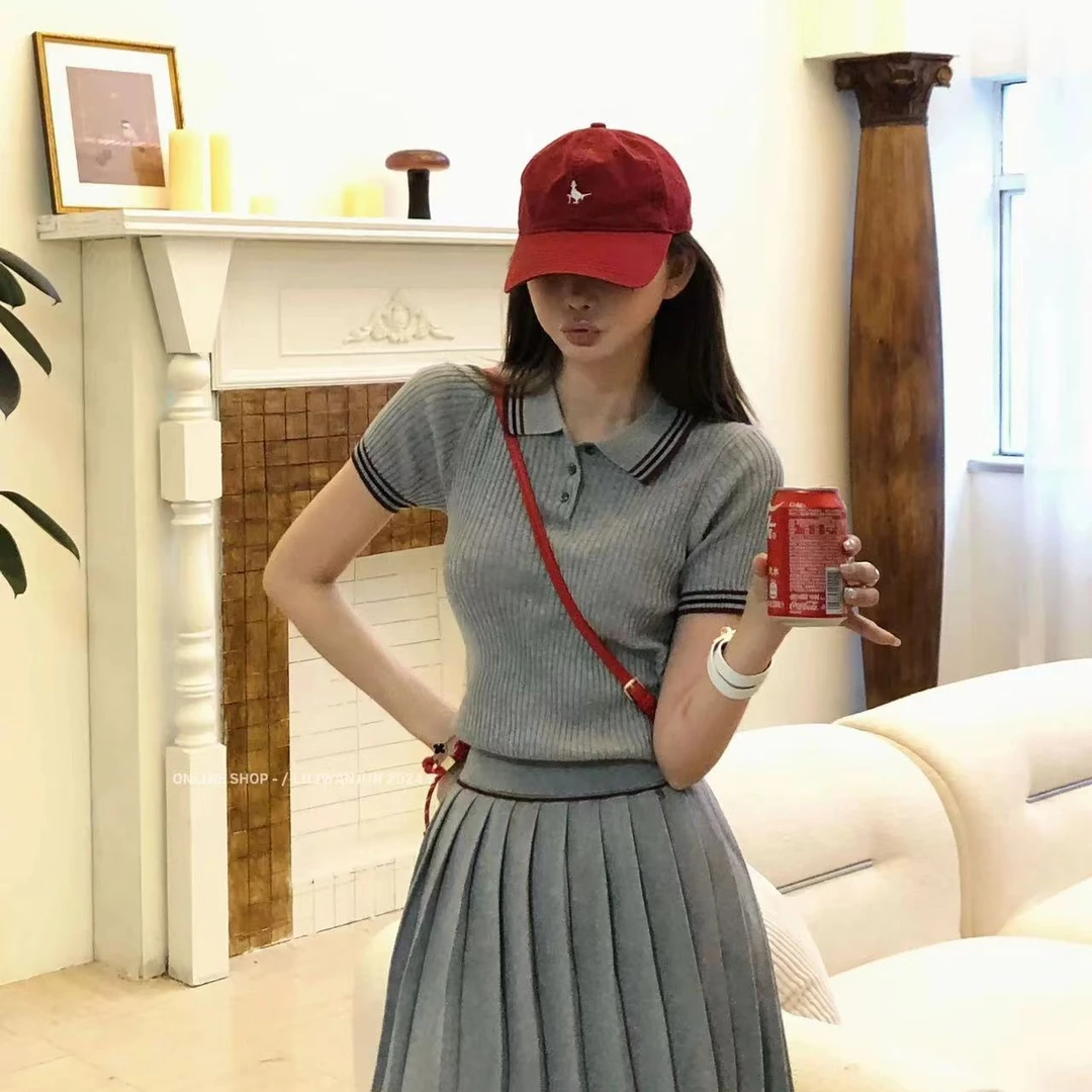 学院风撞色短袖针织冰丝上衣短裙夏季新款时尚显瘦减龄潮女