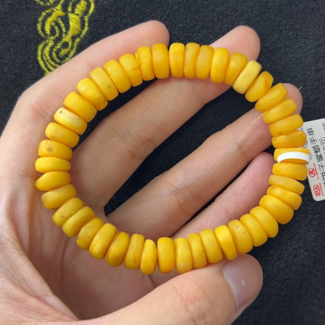 未镶嵌琥珀珠宝奇石