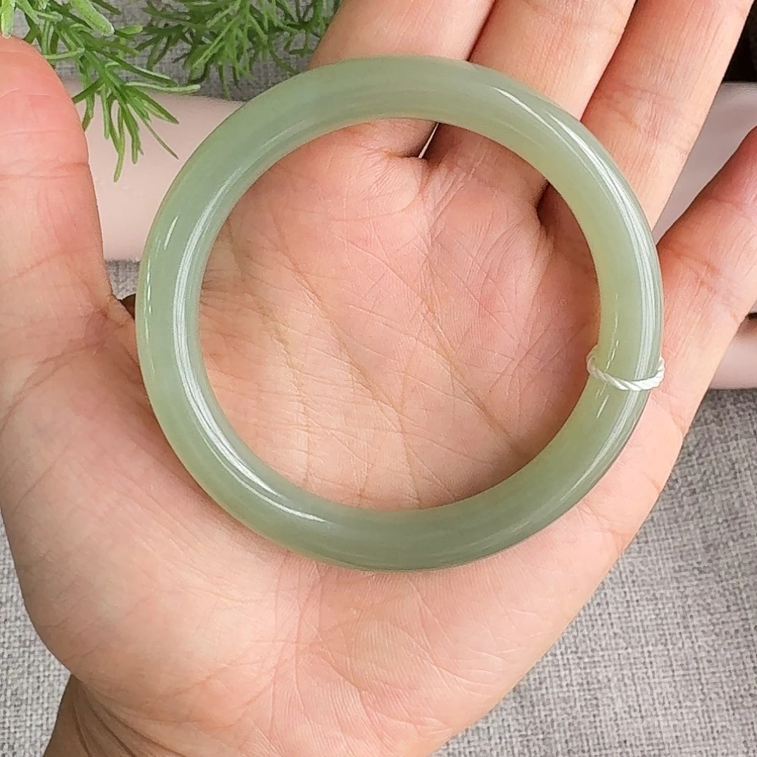 S***^和田玉手镯未镶嵌