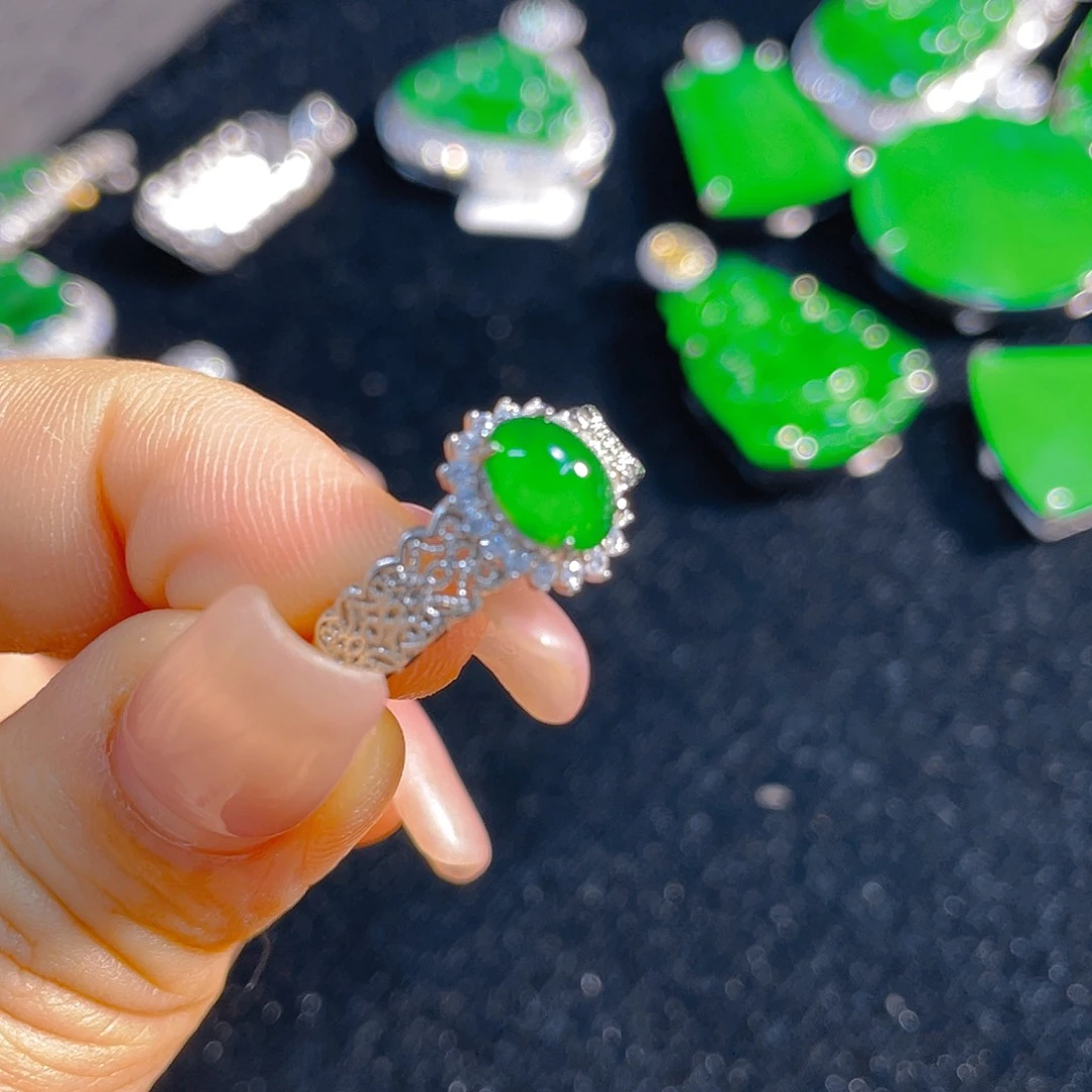 翡翠戒指银S925镶嵌天然