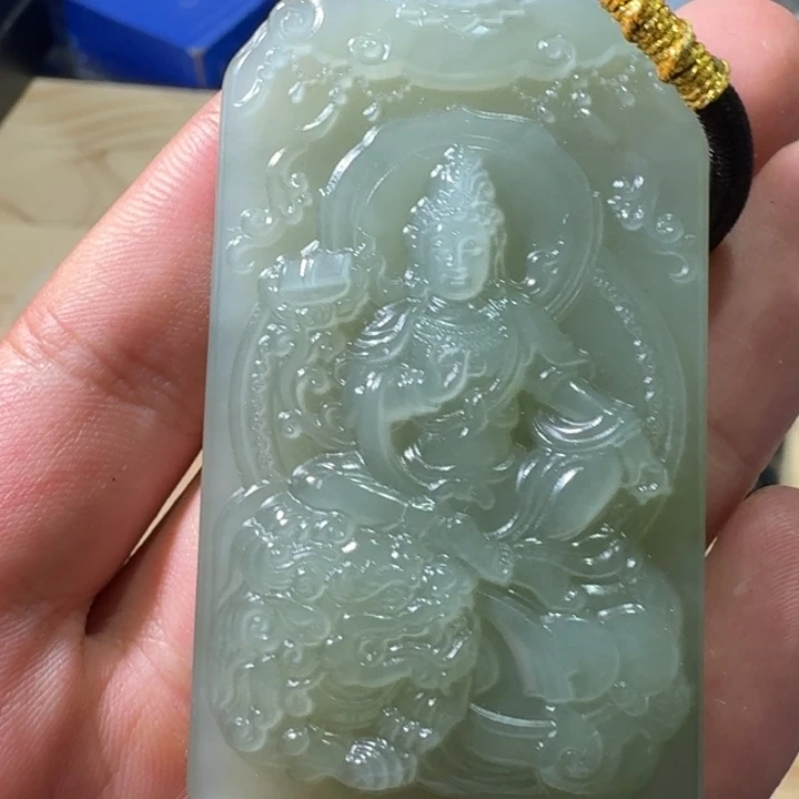 未镶嵌和田玉（糖玉）挂件
