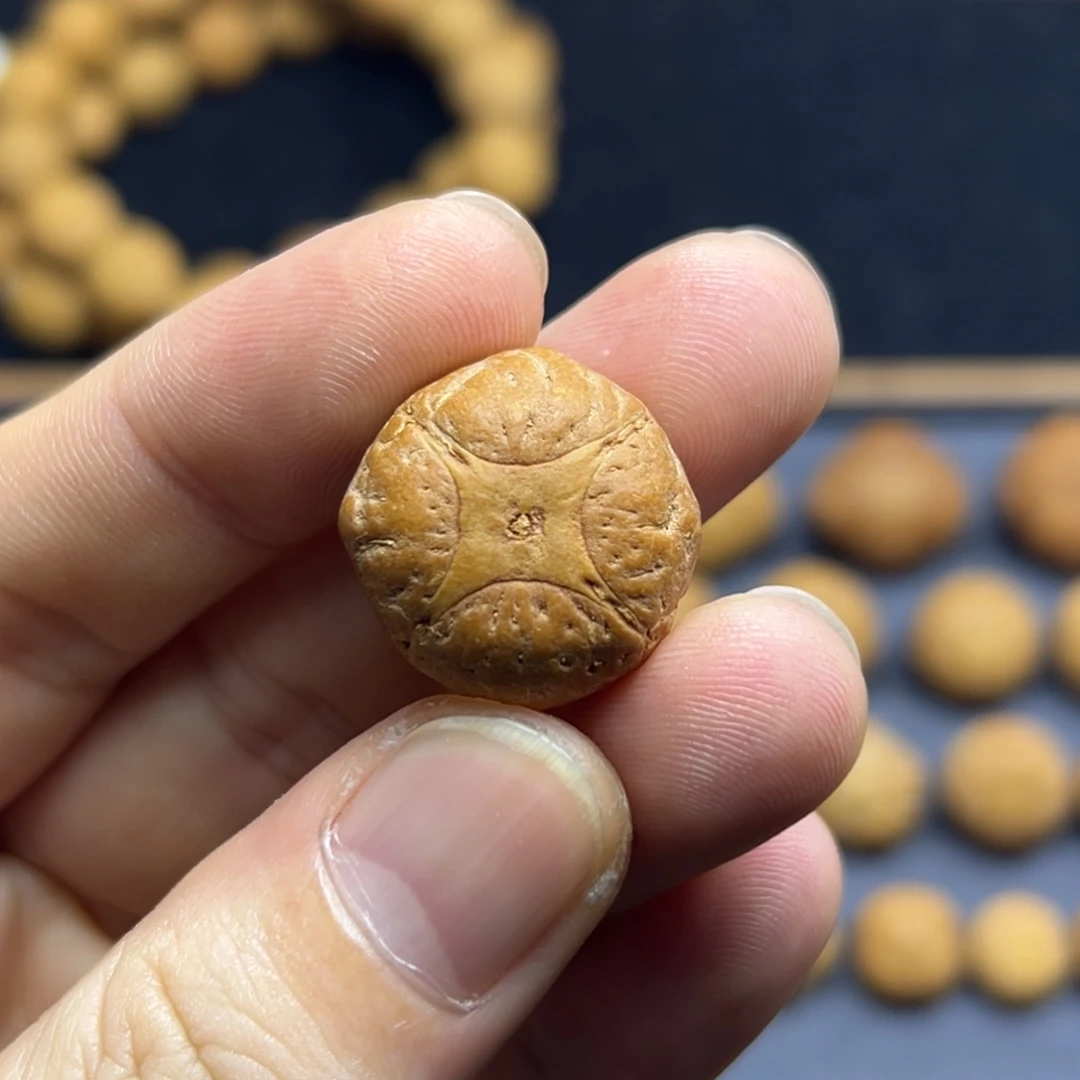 和***平手串凤眼菩提21+麒麟眼