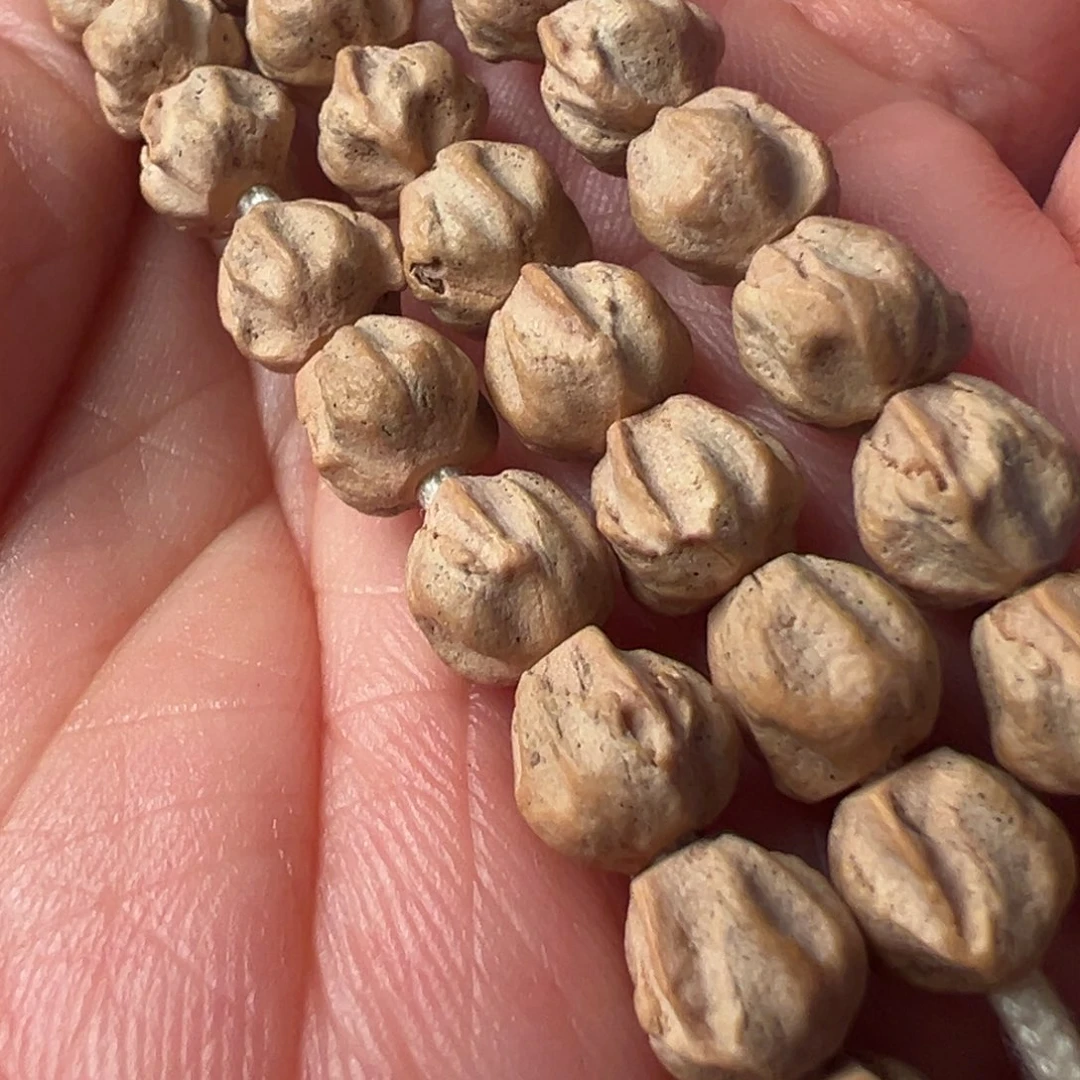 柏香籽/百香籽吊坠F368