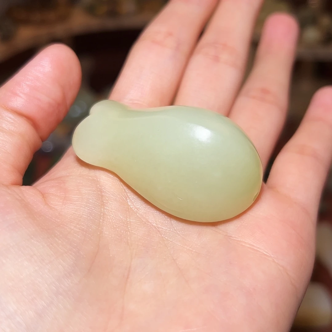 圭***寸和田玉未镶嵌颈饰